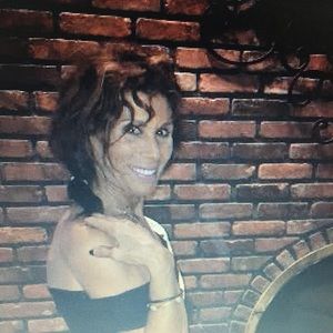 Meet your Posher, Gina